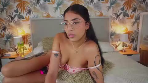 Snapshot of royalechloe chatting on July 6, 2026, 7:38 am Chloe online show from July 6, 2026, 7:38 am