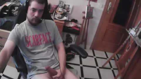 royer04 online show from October 16, 2025, 2:18 pm