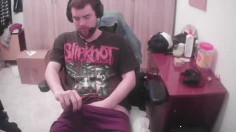 royer04 online show from February 17, 2026, 3:36 am