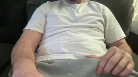 roythegil online show from February 21, 2025, 10:37 pm