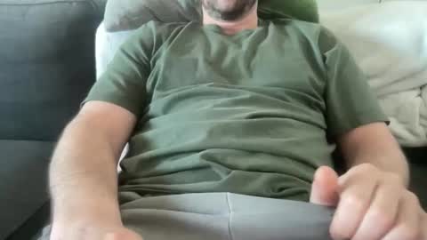 roythegil online show from May 10, 2026, 1:38 pm