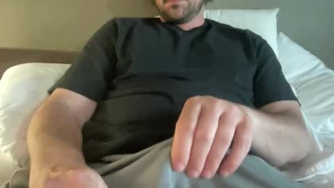 roythegil online show from June 4, 2026, 12:27 am