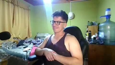 rpaulo25 online show from January 15, 2026, 3:44 am