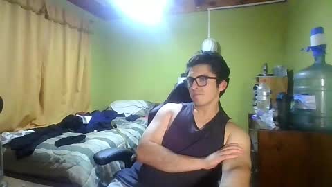 rpaulo25 online show from April 6, 2026, 4:46 am