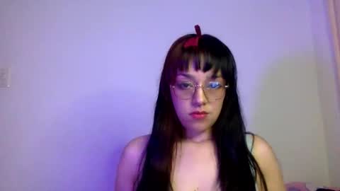 rrush_velvet online show from May 25, 2026, 11:22 pm