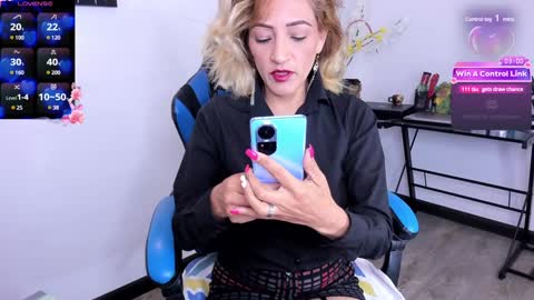 Snapshot of ruby_amor chatting on December 27, 2024, 9:39 am RUBY online show from December 27, 2024, 9:39 am