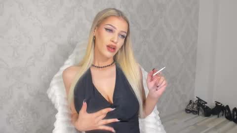 Snapshot of ruby_blaze77 chatting on October 29, 2025, 8:54 pm Ruby Blaze online show from October 29, 2025, 8:54 pm