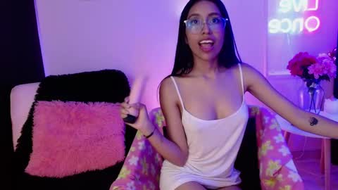 Snapshot of ruby_bonnie chatting on February 10, 2026, 8:35 pm ruby online show from February 10, 2026, 8:35 pm