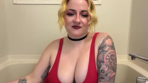 ruby_sunrise online show from May 2, 2026, 2:22 pm