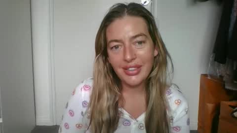 rubyredxxxoxxx online show from February 11, 2026, 8:30 am