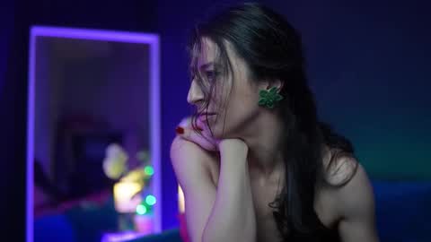 Snapshot of rubyrya chatting on December 21, 2025, 10:39 pm Ruby online show from December 21, 2025, 10:39 pm