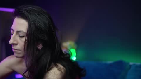 Snapshot of rubyrya chatting on January 5, 2026, 10:57 pm Ruby online show from January 5, 2026, 10:57 pm