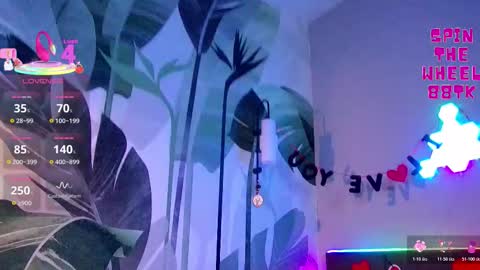 Snapshot of rubyvalen chatting on February 14, 2026, 1:02 am Ruby online show from February 14, 2026, 1:02 am