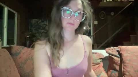 Snapshot of rubywavesback chatting on November 13, 2025, 8:13 am rubywavesback online show from November 13, 2025, 8:13 am