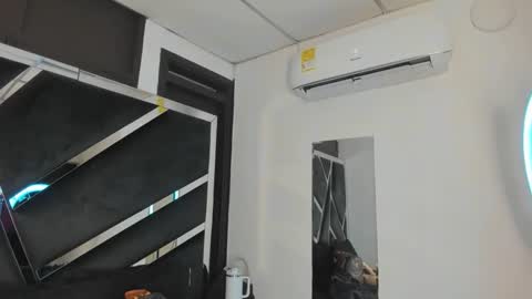 rubyxht online show from January 13, 2026, 12:43 pm