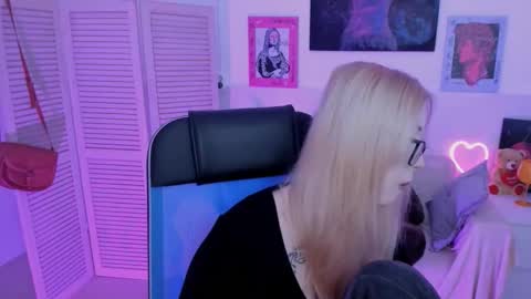 rubyybennett online show from September 20, 2025, 7:09 am