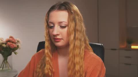 Mila online show from April 18, 2026, 4:33 pm