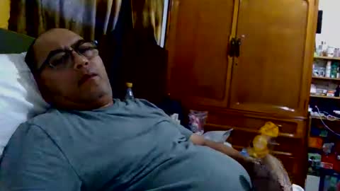 rueltrinidad73 online show from January 18, 2026, 11:08 pm