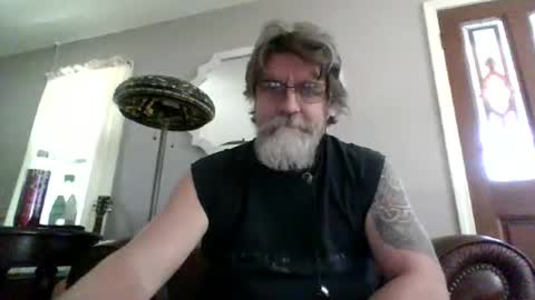 runningaround60 online show from September 15, 2025, 4:51 pm