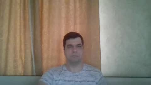 rusqadisx online show from January 14, 2025, 12:45 pm