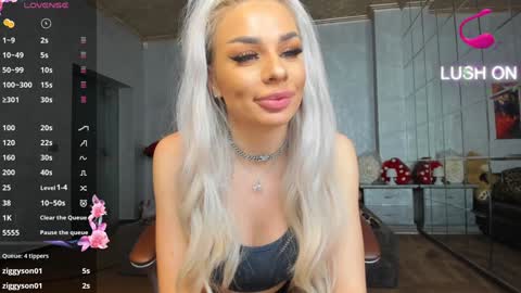 Ava online show from December 23, 2024, 2:56 am