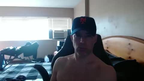 rustic_cuse_777 online show from March 2, 2026, 4:14 pm