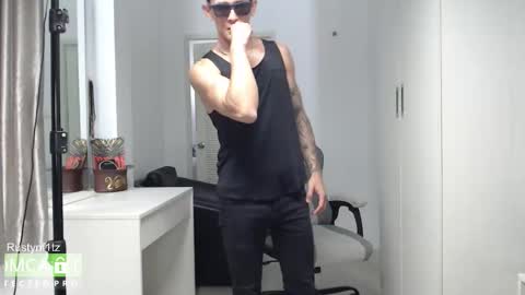 Snapshot of rustynf1tz chatting on January 17, 2026, 5:12 am MillionDollarGuy online show from January 17, 2026, 5:12 am