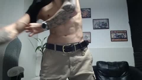 Snapshot of rustynf1tz chatting on May 14, 2026, 5:47 am MillionDollarGuy online show from May 14, 2026, 5:47 am