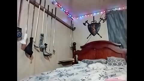 Rusty online show from December 4, 2025, 3:38 am