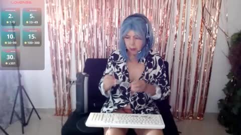 ruth_blue21 online show from September 12, 2025, 12:27 pm
