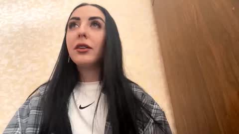 Snapshot of ruthmarron chatting on November 6, 2025, 8:37 am Cindy online show from November 6, 2025, 8:37 am