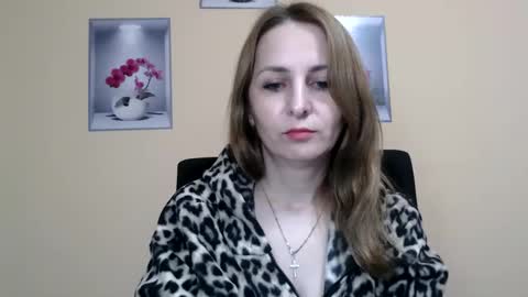 Snapshot of ruthpark chatting on December 2, 2025, 10:42 am Ruth online show from December 2, 2025, 10:42 am