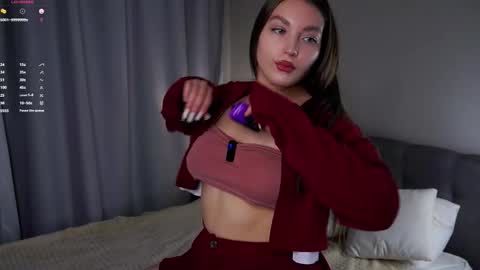 Snapshot of ruthvir chatting on September 19, 2025, 1:12 pm Emma online show from September 19, 2025, 1:12 pm