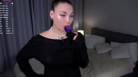 Snapshot of ruthvir chatting on September 20, 2025, 1:23 pm Emma online show from September 20, 2025, 1:23 pm