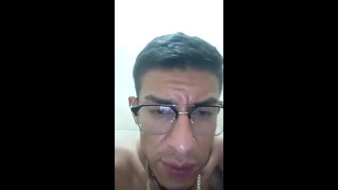 ruvalcaba030315 online show from April 27, 2026, 2:20 am