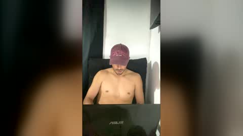 Snapshot of rv586849 chatting on March 24, 2026, 11:43 pm rv586849 online show from March 24, 2026, 11:43 pm