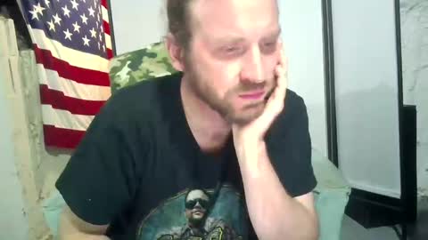 rwb1982 online show from October 12, 2025, 2:32 am