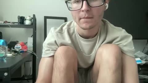 Snapshot of ryan287747 chatting on January 18, 2026, 10:13 pm ryan online show from January 18, 2026, 10:13 pm