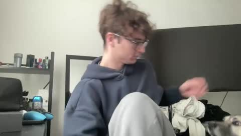 Snapshot of ryan287747 chatting on February 18, 2026, 8:16 pm ryan online show from February 18, 2026, 8:16 pm