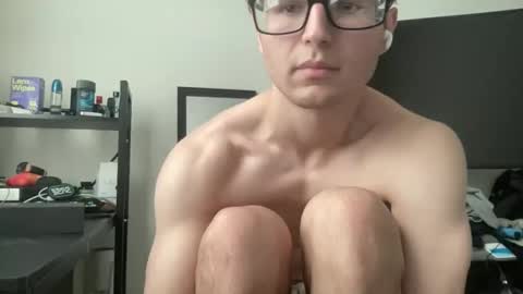 Snapshot of ryan287747 chatting on March 3, 2026, 6:58 pm ryan online show from March 3, 2026, 6:58 pm