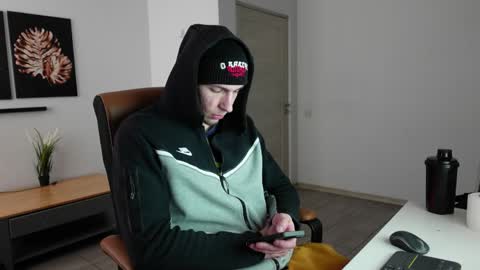 RYAN DOZER online show from March 21, 2026, 7:24 am