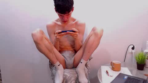 Ryan online show from October 6, 2025, 11:13 pm