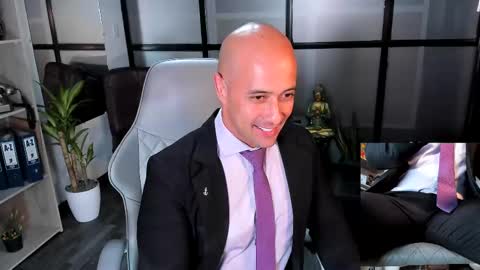 ryan_master_ online show from December 12, 2024, 10:20 pm