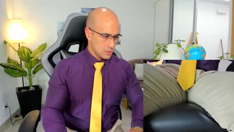 ryan_master_ online show from December 24, 2024, 2:12 pm