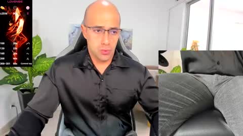 ryan_master_ online show from January 7, 2025, 12:09 pm