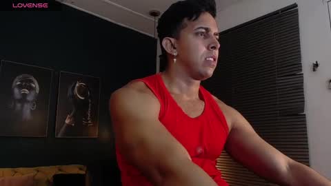 Snapshot of ryan_nesson chatting on October 19, 2025, 1:06 am Ryan online show from October 19, 2025, 1:06 am