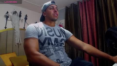 Snapshot of ryan_nesson chatting on November 2, 2025, 1:08 am Ryan online show from November 2, 2025, 1:08 am