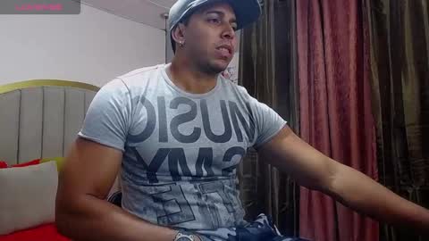 Snapshot of ryan_nesson chatting on November 8, 2025, 10:52 pm Ryan online show from November 8, 2025, 10:52 pm