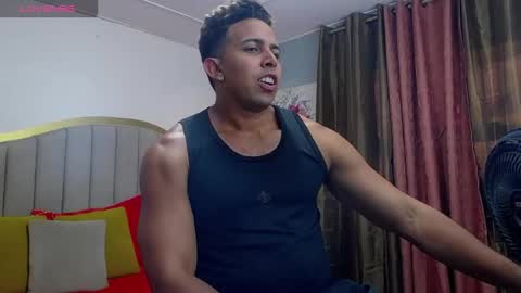 Snapshot of ryan_nesson chatting on November 17, 2025, 7:08 pm Ryan online show from November 17, 2025, 7:08 pm