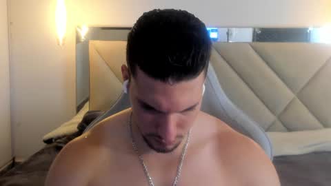 Snapshot of ryan_ward79 chatting on July 8, 2026, 1:21 am Ryan online show from July 8, 2026, 1:21 am